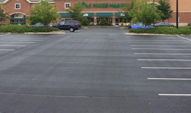 Chicago-Area Shopping Center - Gemseal Pavement Products